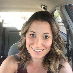 Meet your Posher, Rachel